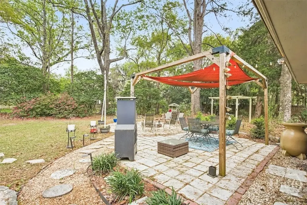 8 Chowning Drive Savannah GA 31419