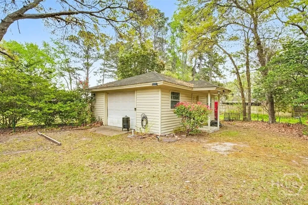 8 Chowning Drive Savannah GA 31419