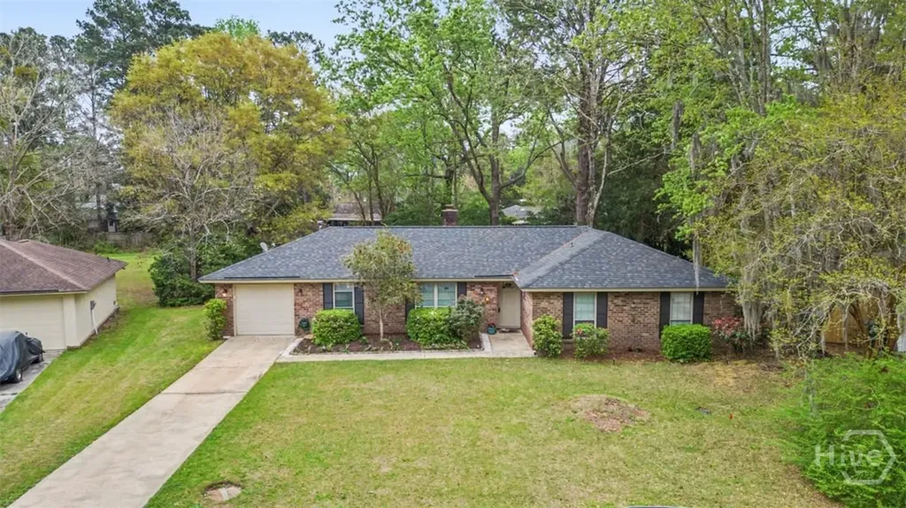 8 Chowning Drive Savannah GA 31419
