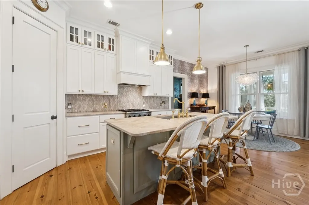 210 John Wesley Way Savannah GA 31404