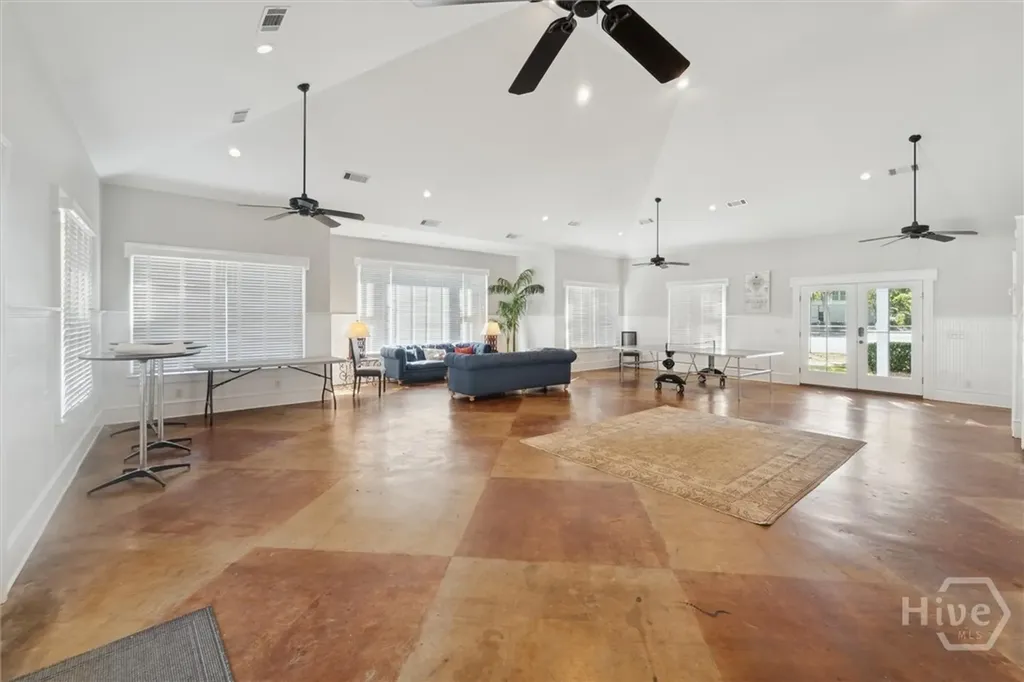 210 John Wesley Way Savannah GA 31404