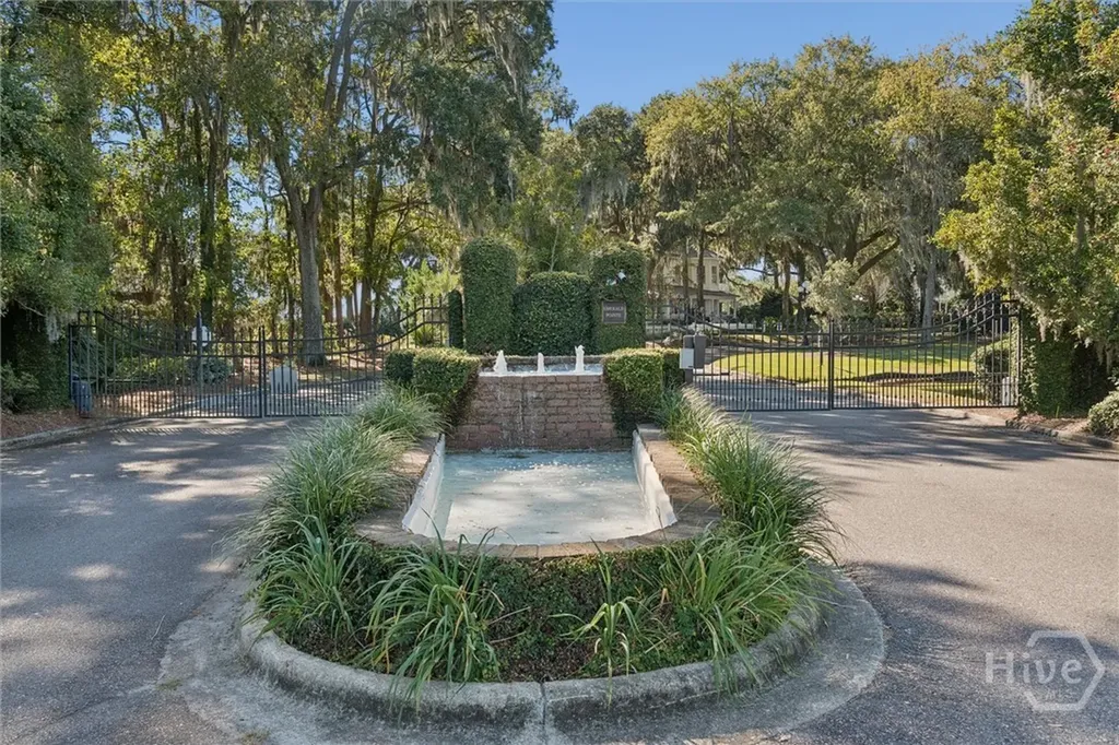210 John Wesley Way Savannah GA 31404
