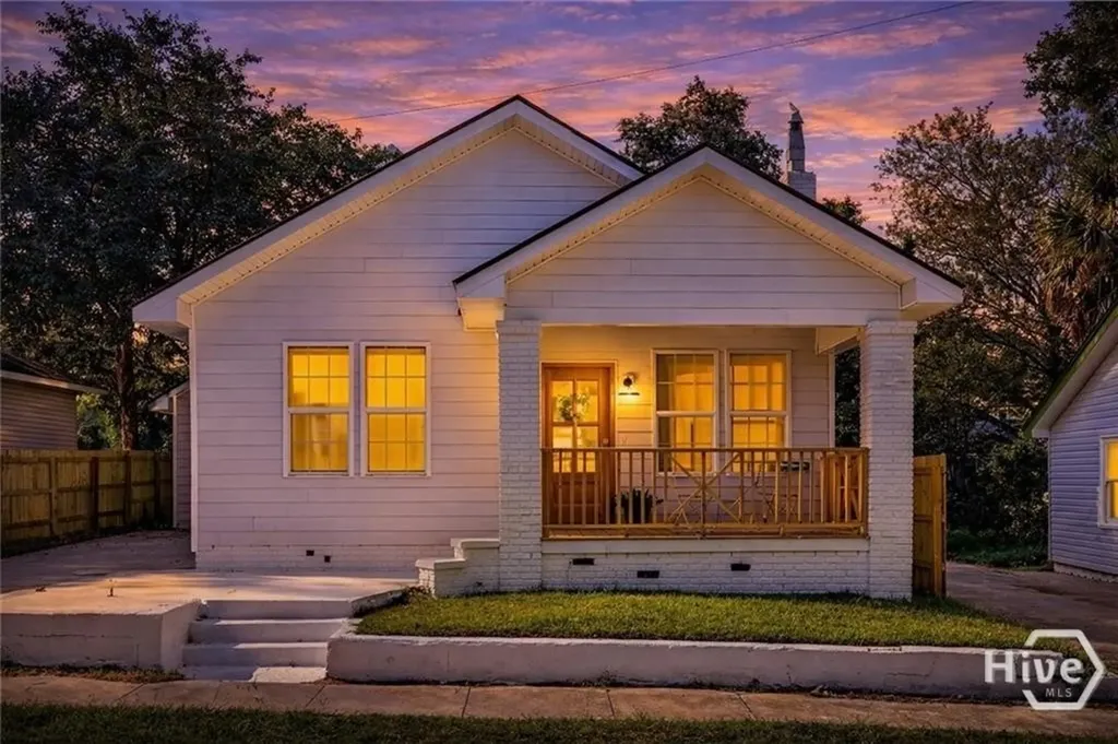 1223 E 38th Street Savannah GA 31404