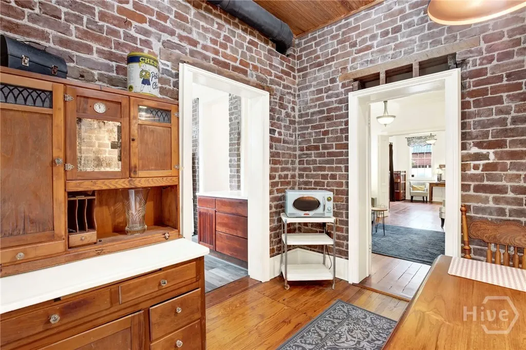 414 E Liberty Street Savannah GA 31401