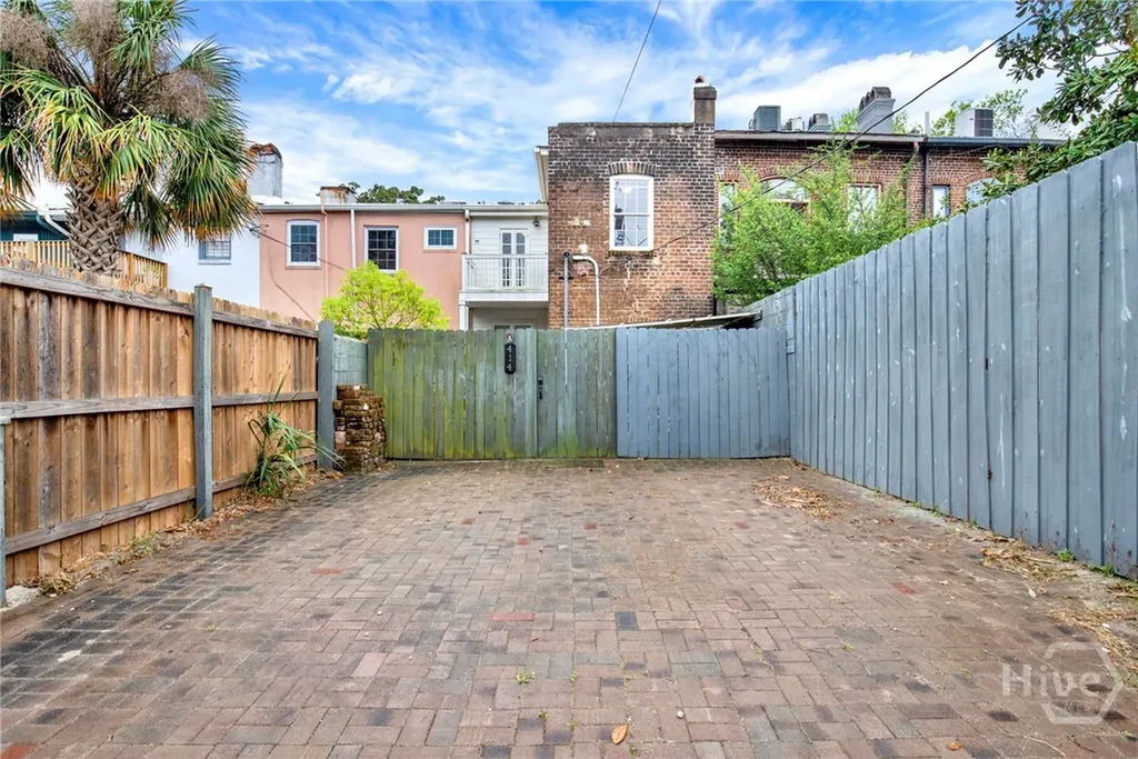 414 E Liberty Street Savannah GA 31401