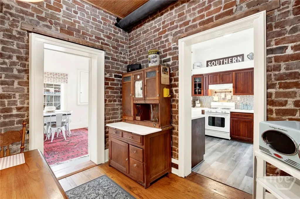 414 E Liberty Street Savannah GA 31401