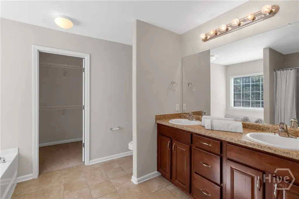 97 Salt Grass Circle Richmond Hill GA 31324