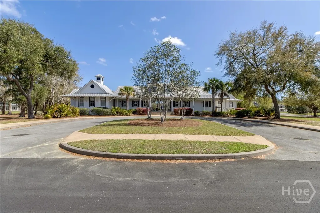 97 Salt Grass Circle Richmond Hill GA 31324
