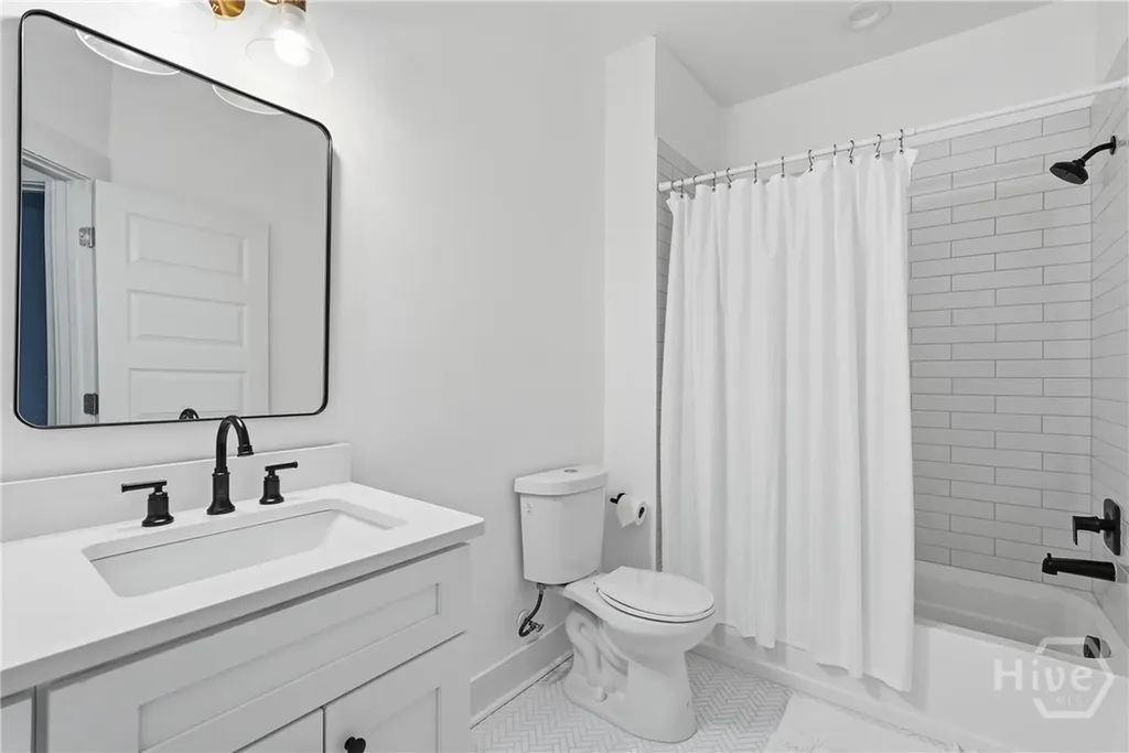 1112 E 31st Street Savannah GA 31404