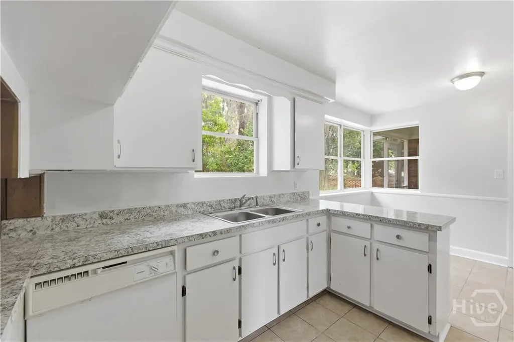 6 Alpine Drive Savannah GA 31405
