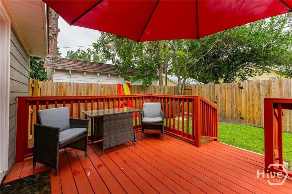 112 W 52nd Street Savannah GA 31405