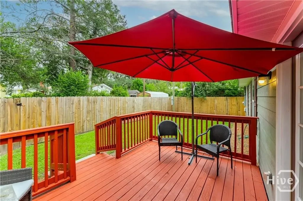 112 W 52nd Street Savannah GA 31405