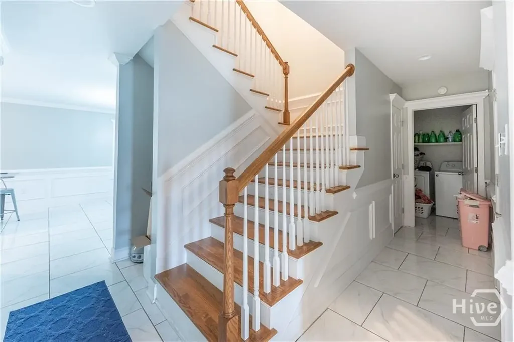 112 W 52nd Street Savannah GA 31405