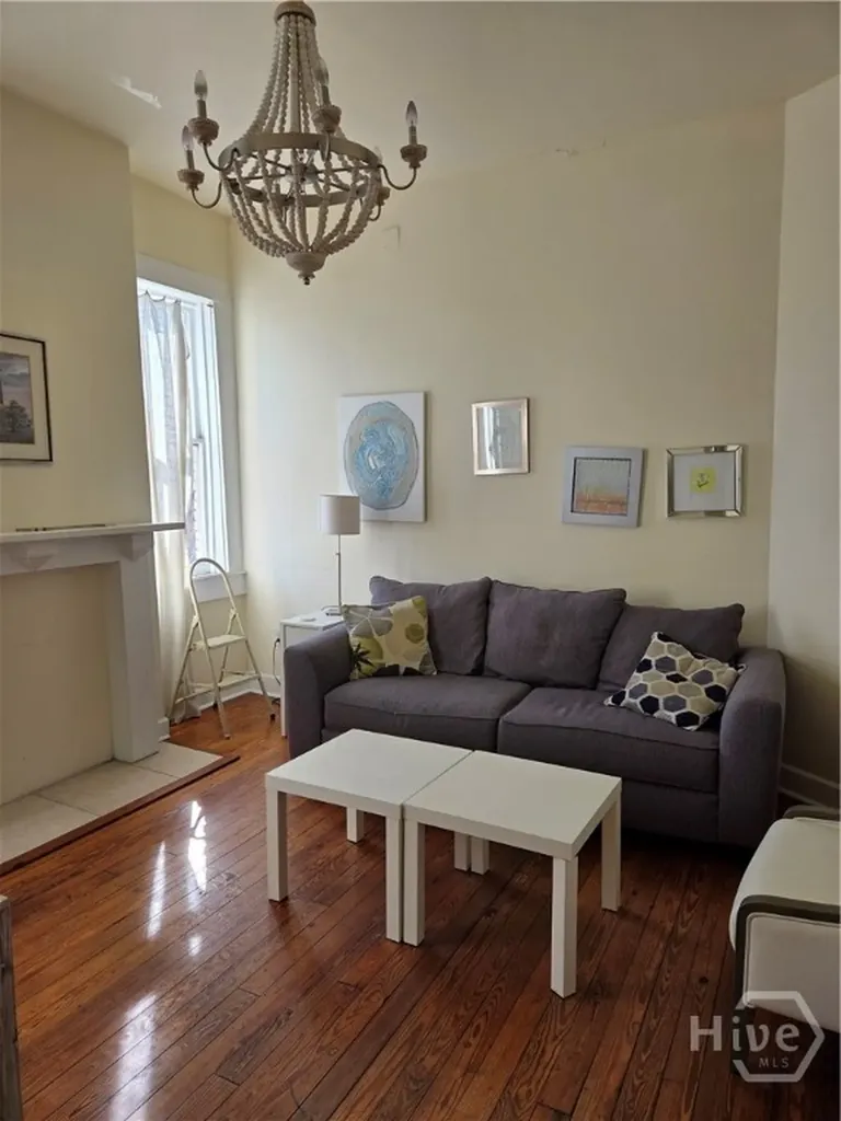 125 E Broad Street Savannah GA