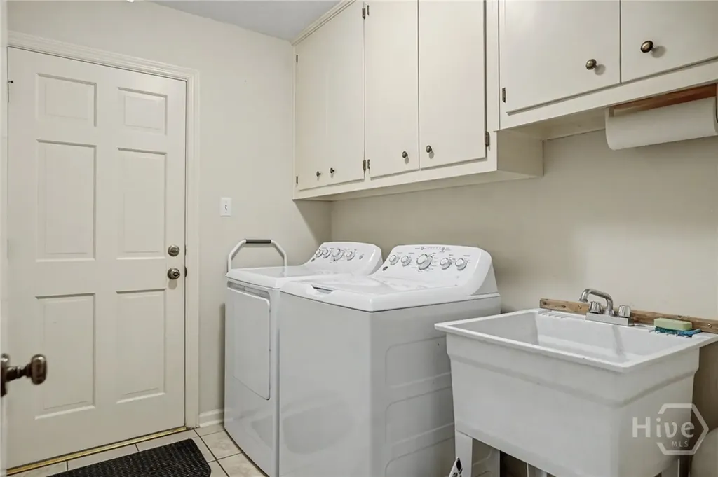 5 Henry Clay Court Savannah GA 31411