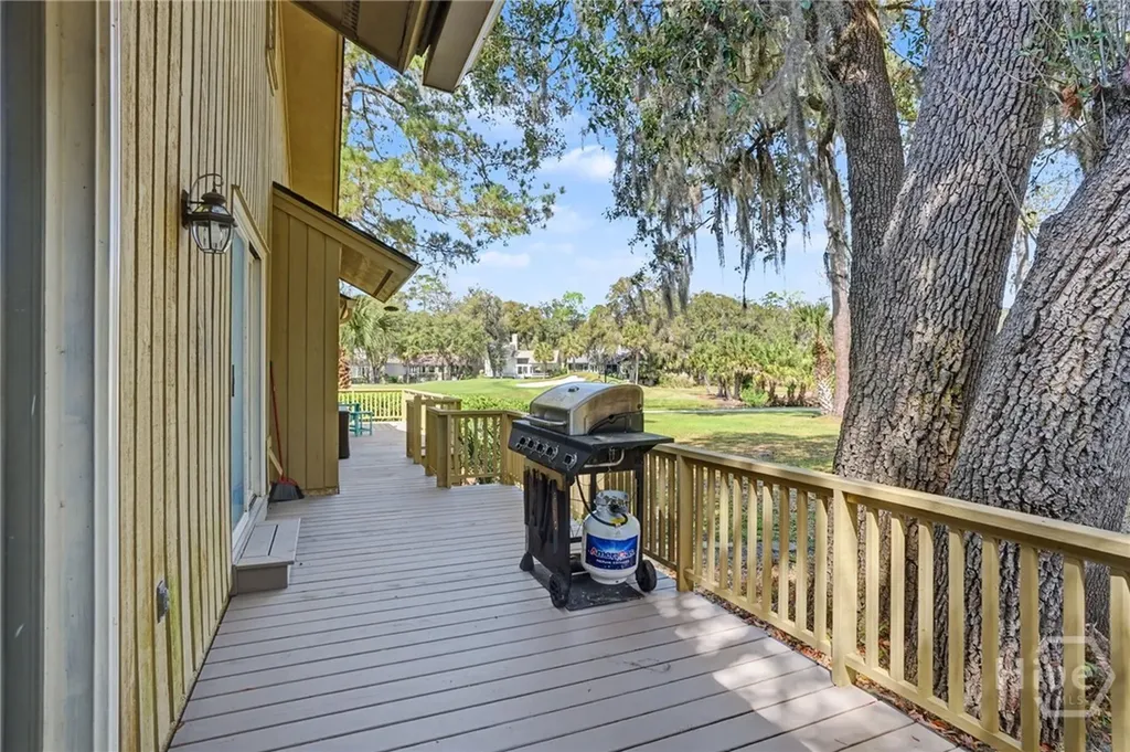 5 Henry Clay Court Savannah GA 31411