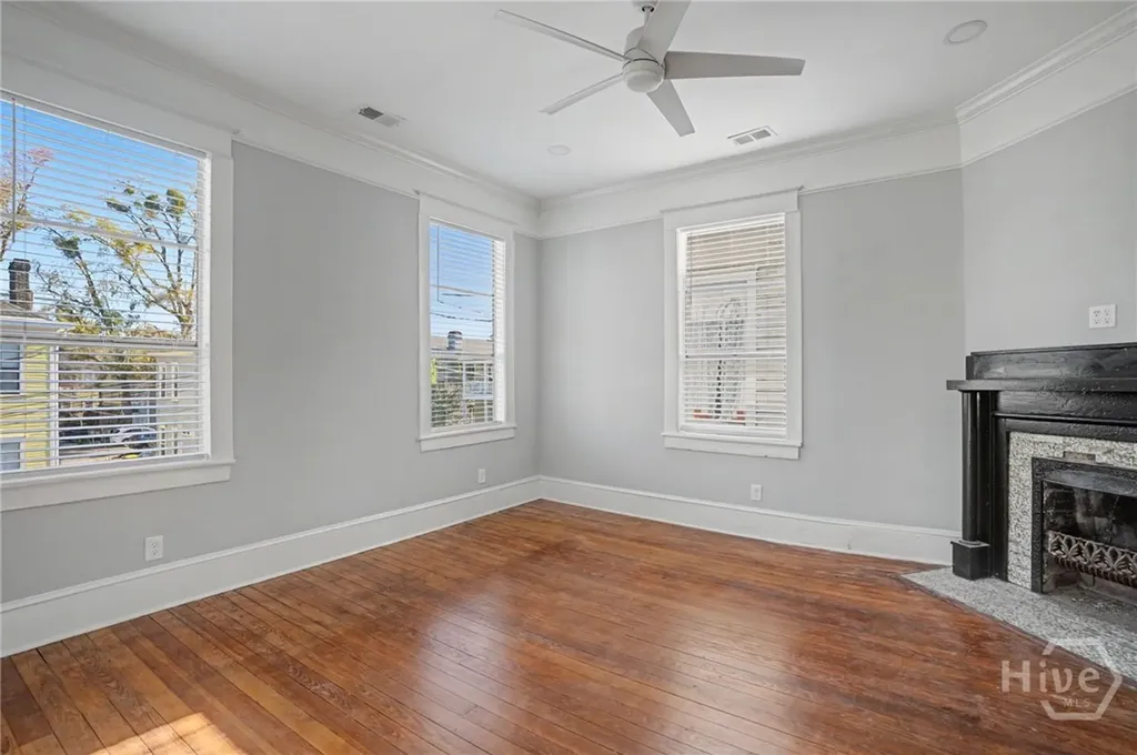 115 W 34th Street Savannah GA 31401