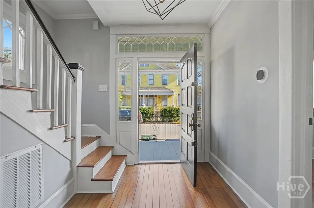 115 W 34th Street Savannah GA 31401
