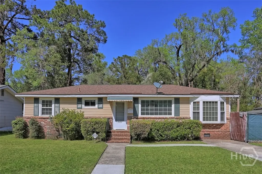2444 E 39th Street Savannah GA 31404