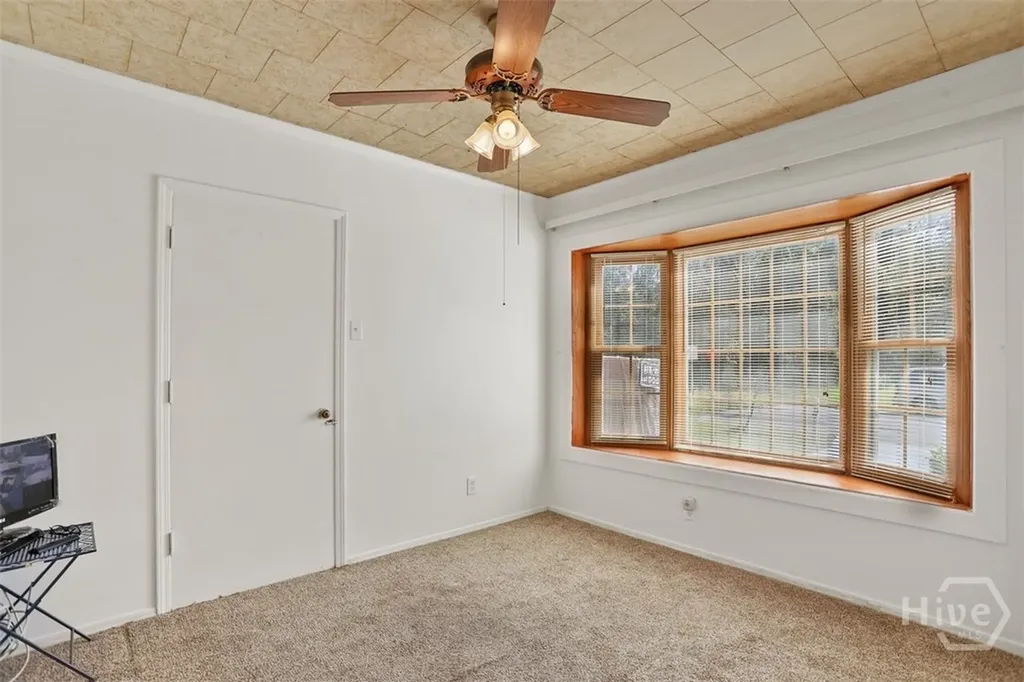 2444 E 39th Street Savannah GA 31404