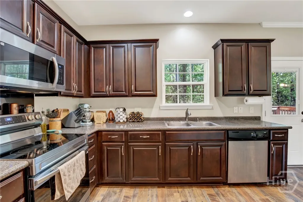 1564 Bradley Boulevard Savannah GA 31419