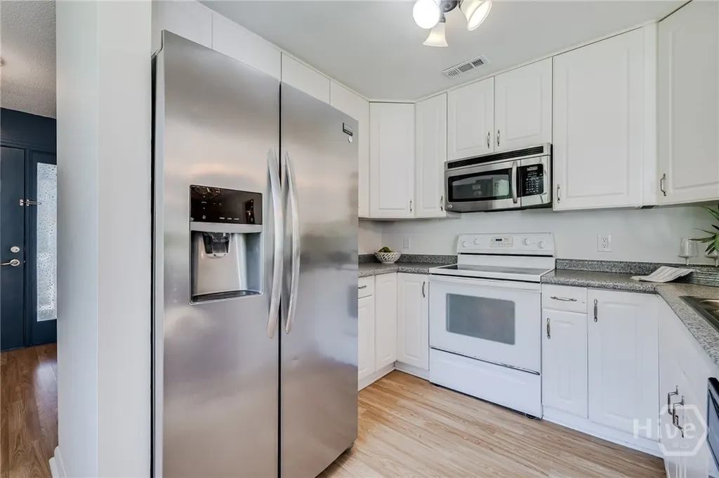 102 Oyster Shell Road Savannah GA 31410