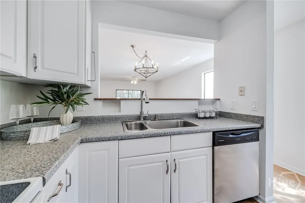 102 Oyster Shell Road Savannah GA 31410