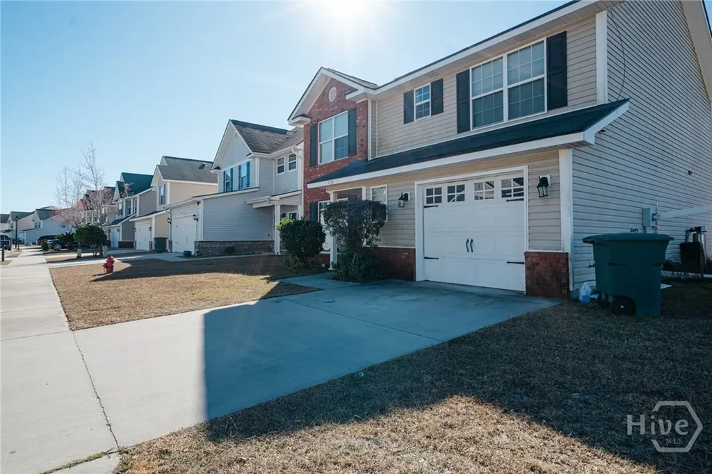 639 Amhearst Row Hinesville GA 31313