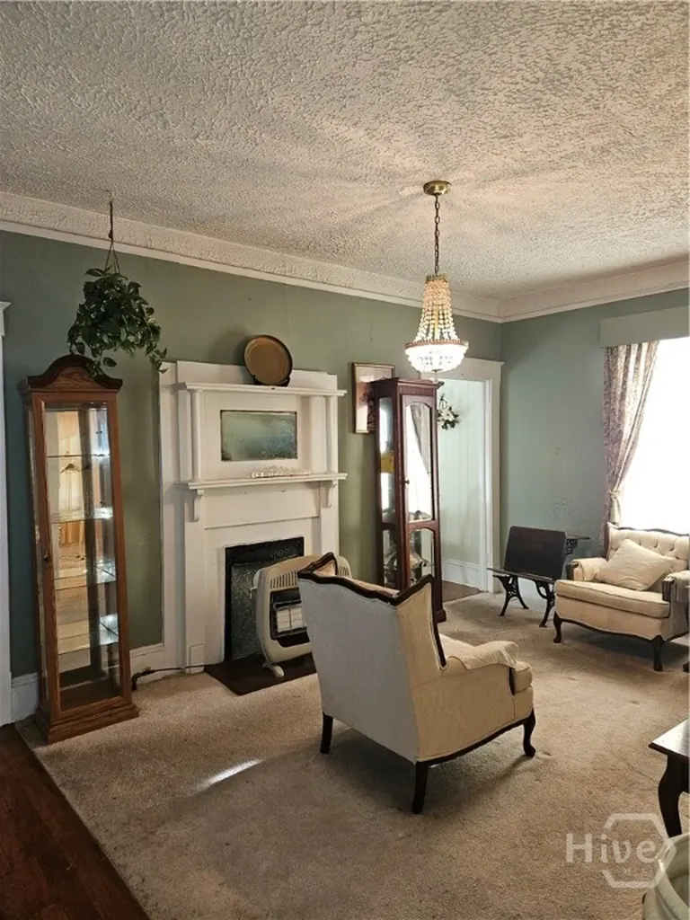 906 E 38th Street Savannah GA 31401