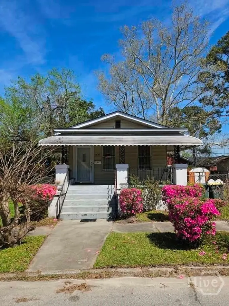 906 E 38th Street Savannah GA 31401