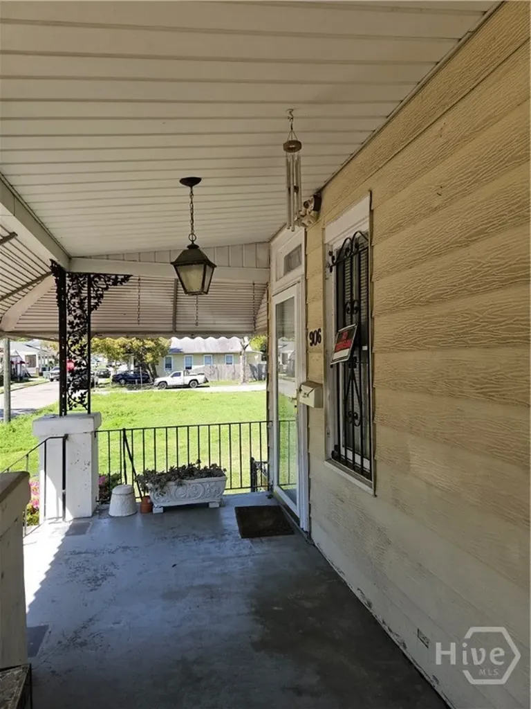 906 E 38th Street Savannah GA 31401