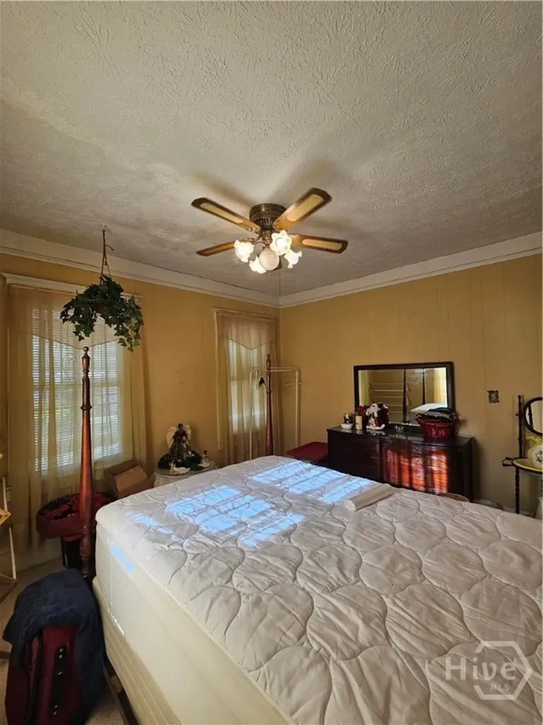 906 E 38th Street Savannah GA 31401