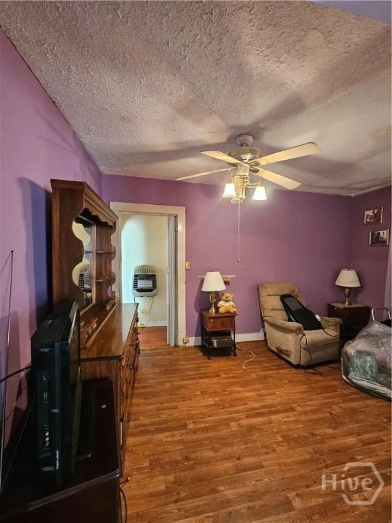 906 E 38th Street Savannah GA 31401