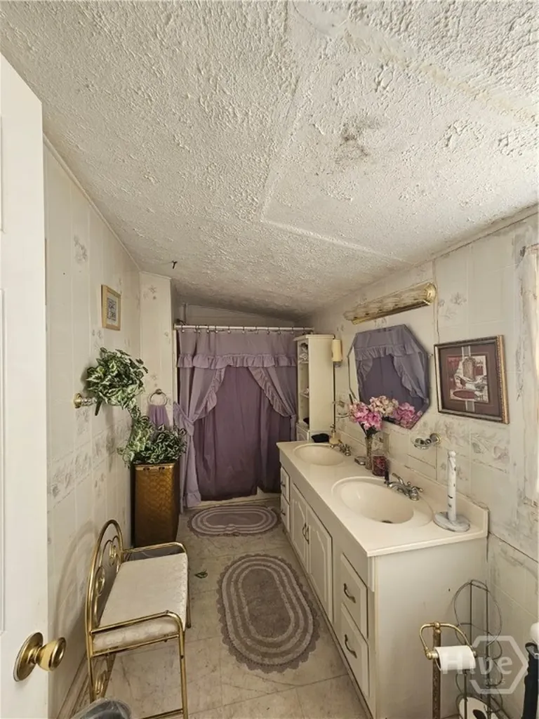 906 E 38th Street Savannah GA 31401