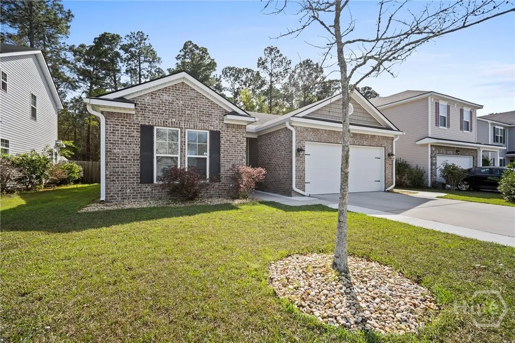 97 Crystal Lake Drive Savannah GA 31407