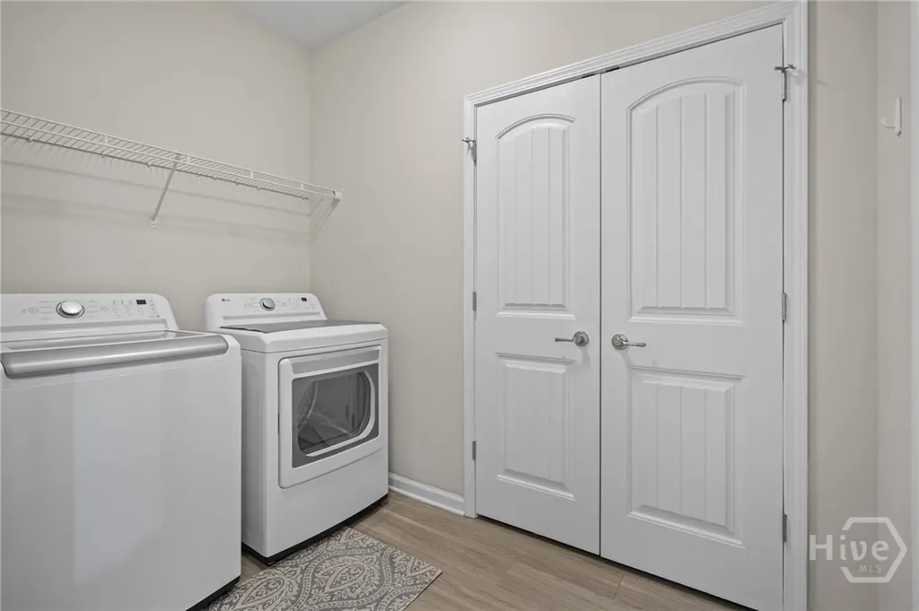 97 Crystal Lake Drive Savannah GA 31407
