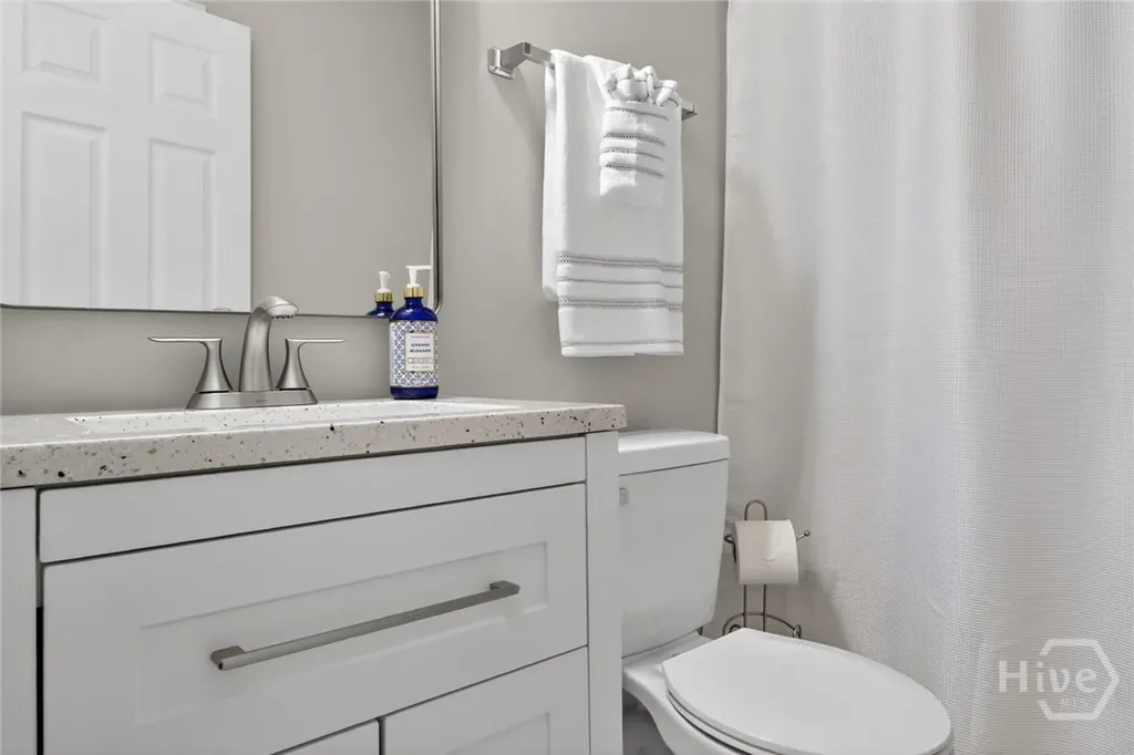 112 W Tahoe Drive Savannah GA 31405