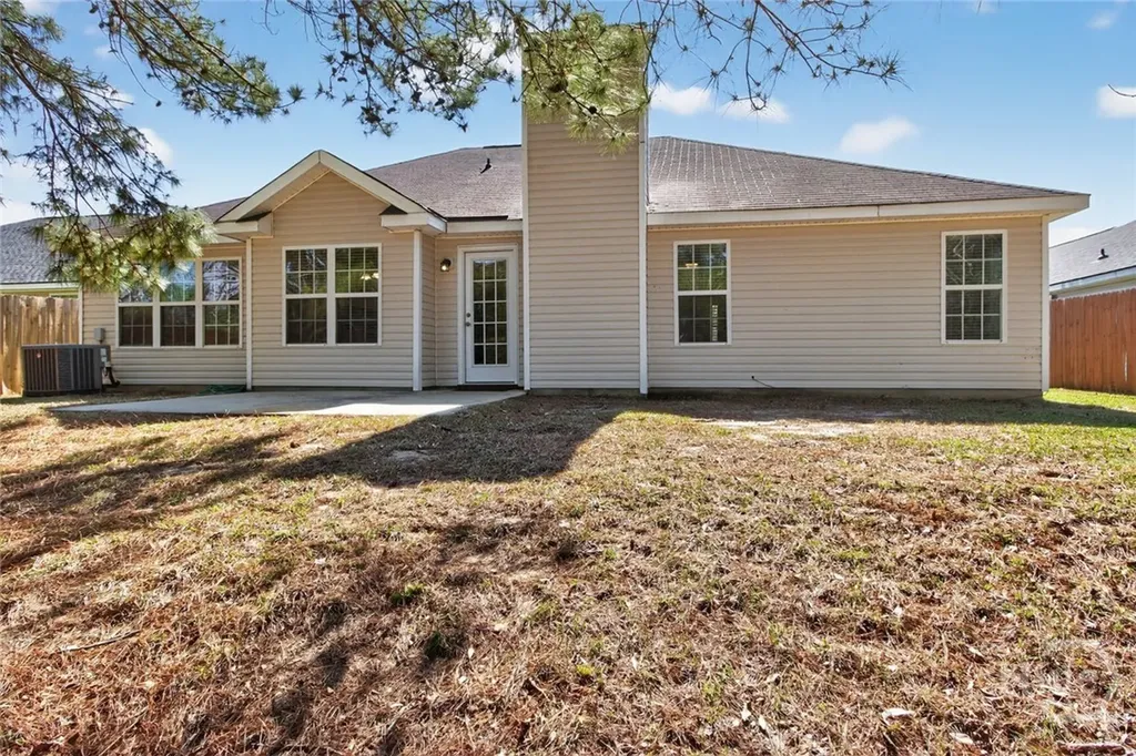 112 W Tahoe Drive Savannah GA 31405