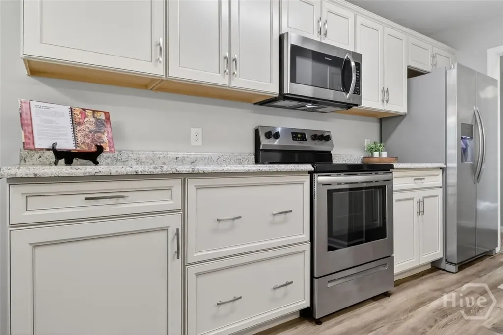 112 W Tahoe Drive Savannah GA 31405