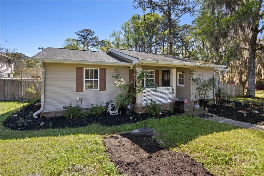 5906 Garrard Avenue Savannah GA 31405