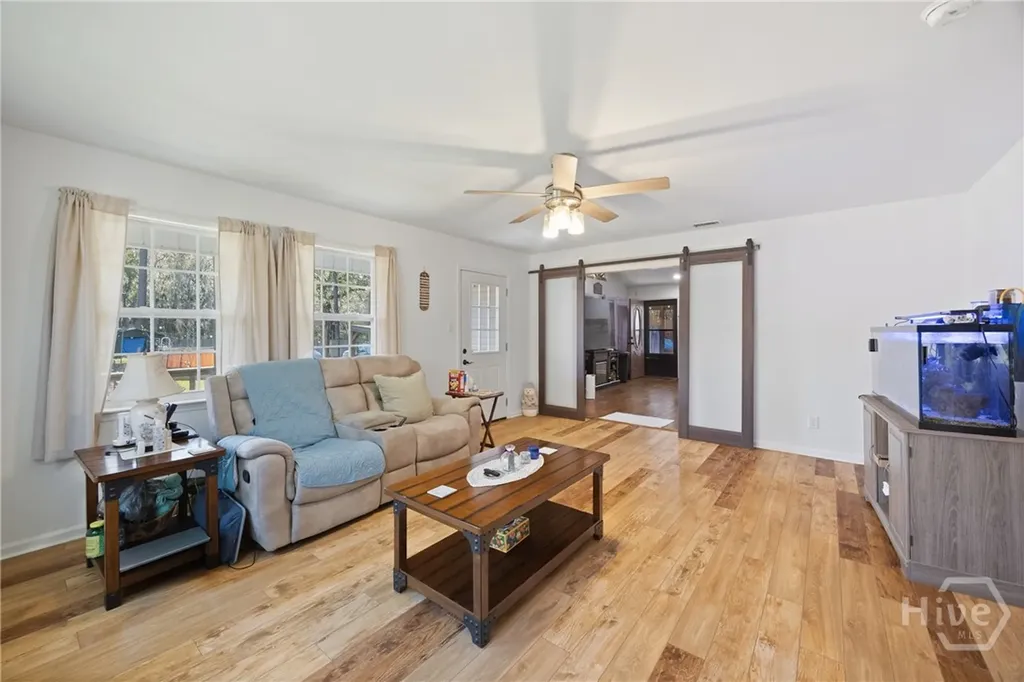 5906 Garrard Avenue Savannah GA 31405