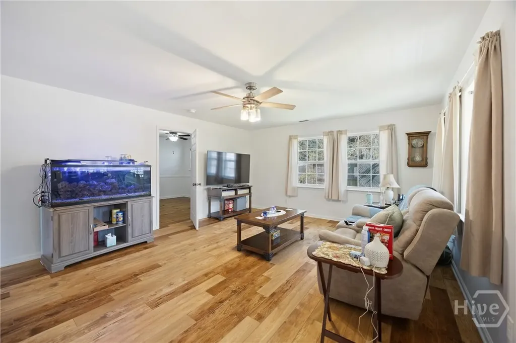 5906 Garrard Avenue Savannah GA 31405