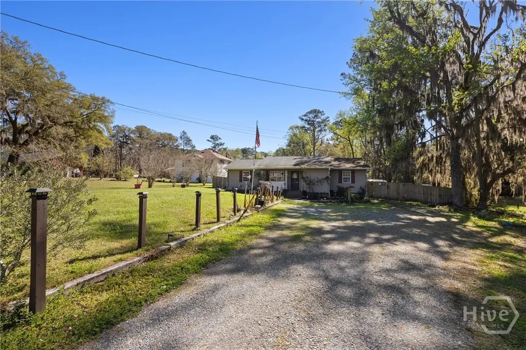 5906 Garrard Avenue Savannah GA 31405