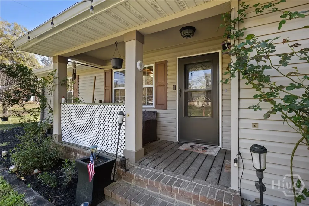 5906 Garrard Avenue Savannah GA 31405