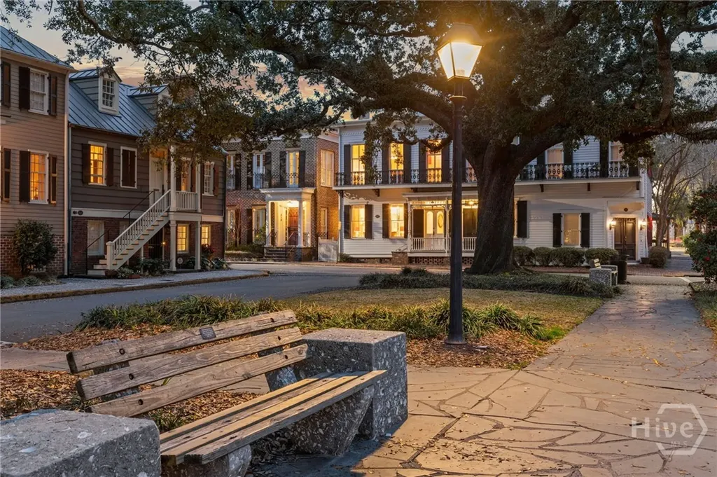520 E Bryan Street Savannah GA 31401