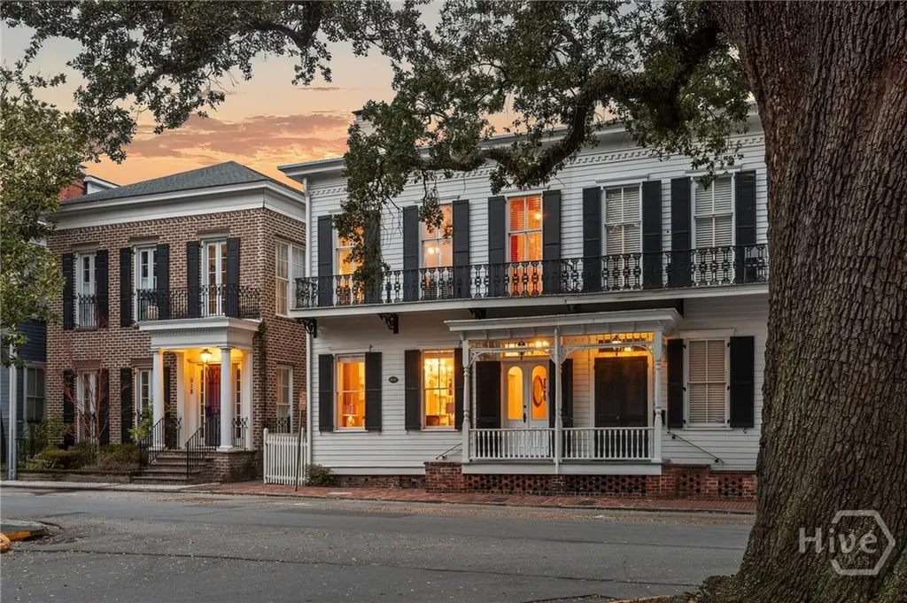520 E Bryan Street Savannah GA 31401