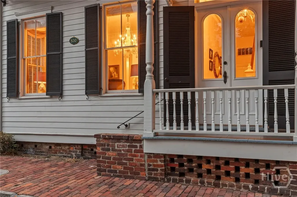 520 E Bryan Street Savannah GA 31401