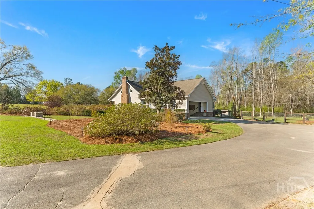 1569 Pond View Road Metter GA 30439