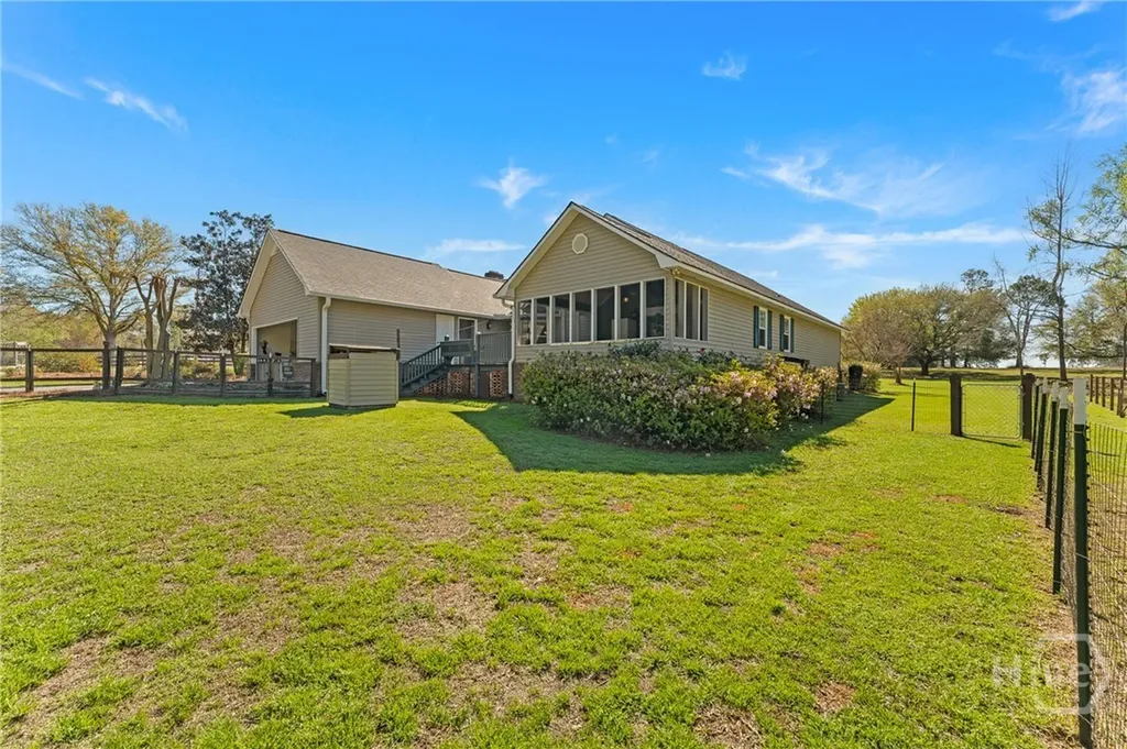 1569 Pond View Road Metter GA 30439