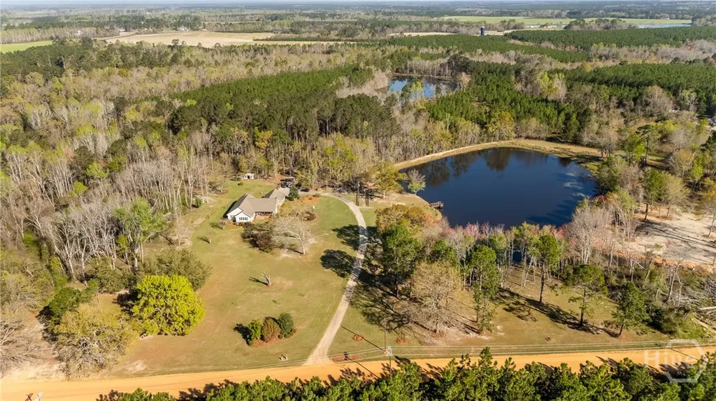1569 Pond View Road Metter GA 30439